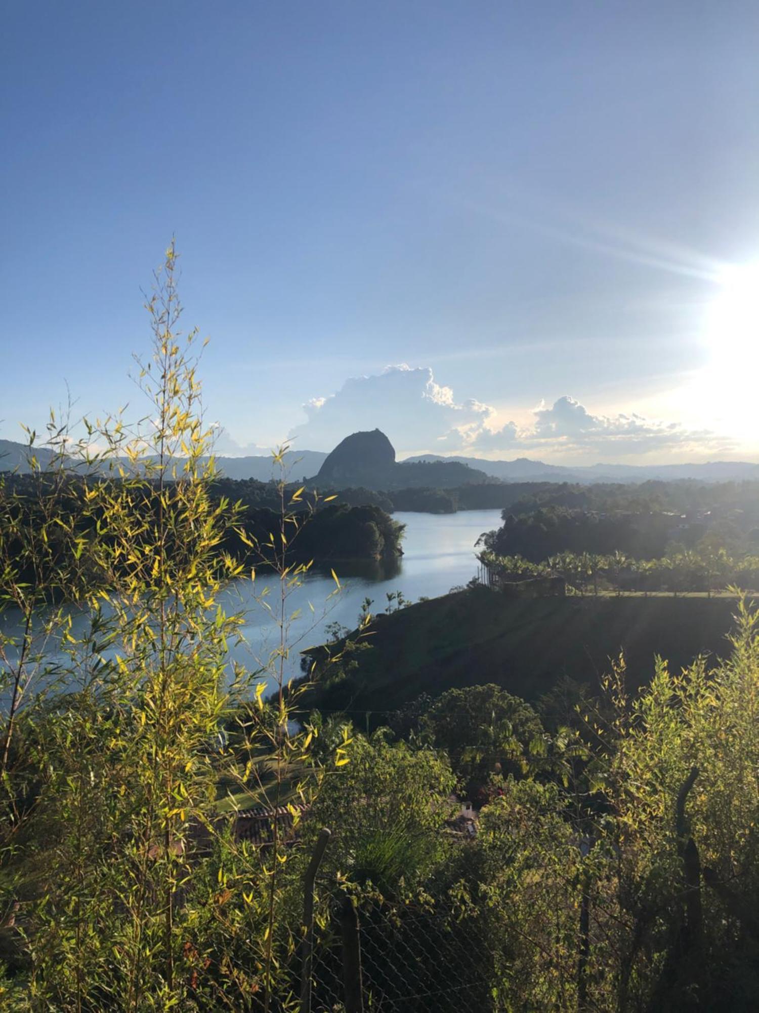 Lake View Hostel Guatape Exterior photo